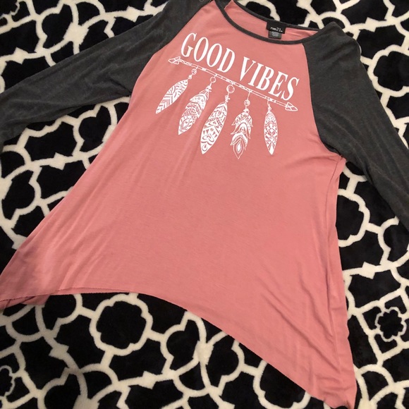 Rue 21 - Picture 1 of 5